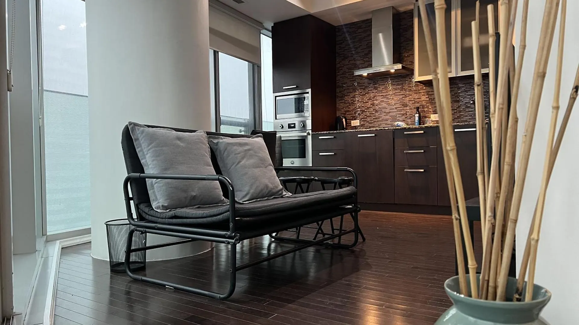 Grand Royal Suites Toronto Kanada