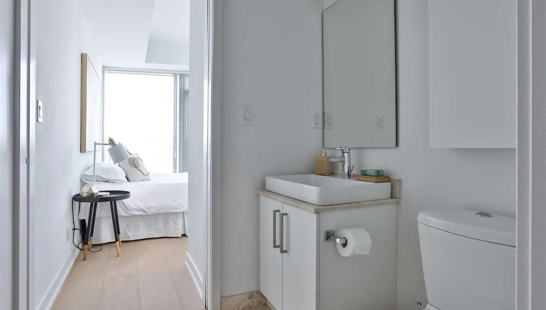 Grand Royal Suites Toronto Apartamento