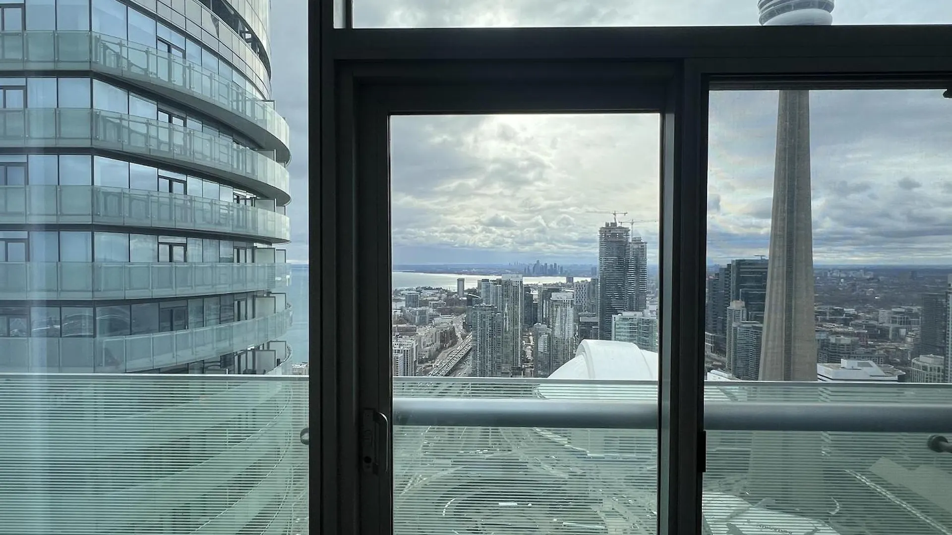 Apartamento Grand Royal Suites Toronto